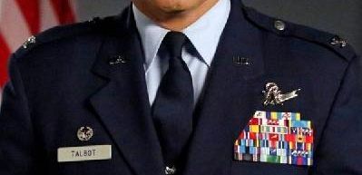 Adrian Pasdar pojawi się w 