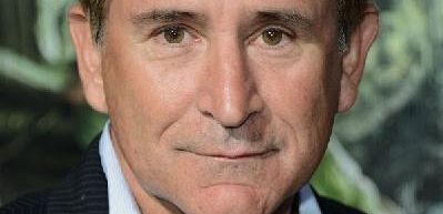 Anthony LaPaglia zagra w odcinku pilotowym CBS o terroryzmie