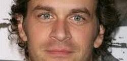 Tom Everett Scott i Niall Matter zagrają w odcinku pilotowym 