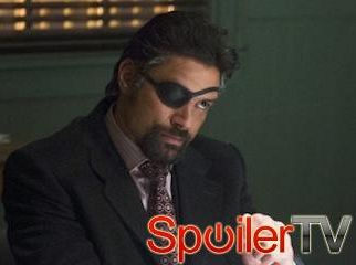 Szef Arrow zapowiada pierwsze uderzenie Deathstroke'a i jego skomplikowany plan gry