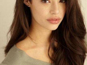 Chloe Bridges będzie powracała w 5 sezonie Słodkich kłamstewek