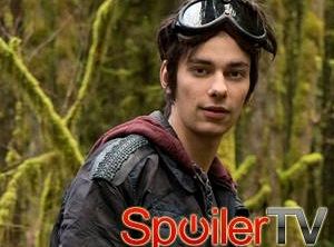 Devon Bostick z The 100 zapowiada bolesny zwrot akcji, nowe niebezpieczeństwa