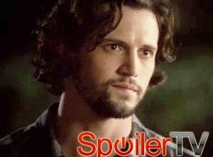 Nathan Parsons z The Originals o przyszłości Hayley z Jacksonem i wybuchowym finale
