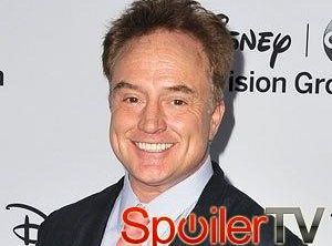 Bradley Whitford pojawi się gościnnie w Prawie i bezprawiu