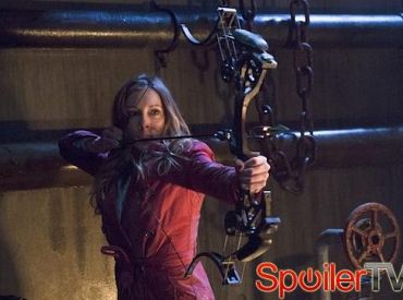 Pierwsze spojrzenie na Arrow: Laurel z łukiem i więcej zdjęć z Streets of Fire