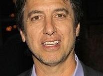 Ray Romano zagra w odcinku pilotowym dramatu HBO o rock and rollu