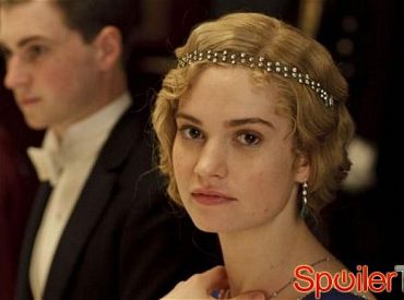 Lily James opuści serial po piątym sezonie Downton Abbey