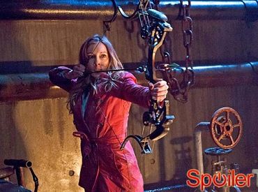 Katie Cassidy z Arrow o walce, Oliverze i Laurel jako bratnich duszach