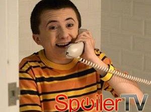Atticus Shaffer z Pępka świata o pierwszej prawdziwej dziewczynie Bricka i szalonym finale w Disney World