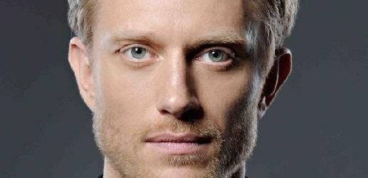 Neil Jackson będzie powracał w 2 sezonie 