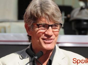 Eric Roberts będzie powracał w 4 sezonie W garniturach