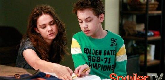 Maia Mitchell z 