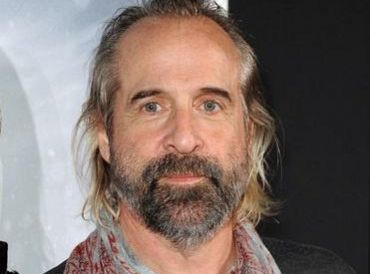 Peter Stormare zagra Hrabiego w 3 sezonie Arrow