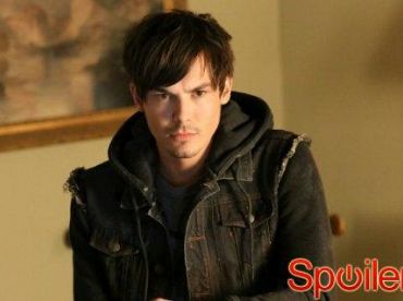 Tyler Blackburn o 100. odcinku Słodkich kłamstewek: Widzowie będą oszołomieni