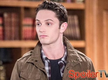 Colin Woodell będzie powracał w 2 sezonie The Originals