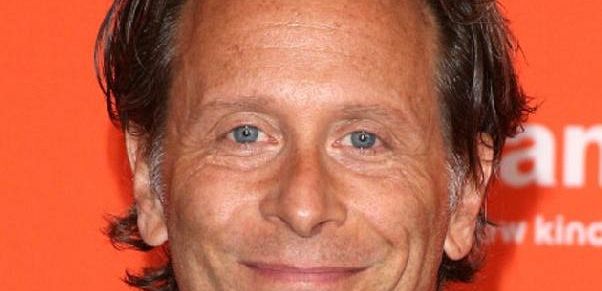 Steven Weber dołączył do 2 sezonu 