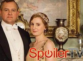 Zobacz reakcję obsady Downton Abbey na wpadkę z tą butelką wody