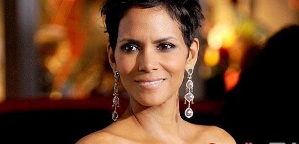 Halle Berry wraz z producentką 