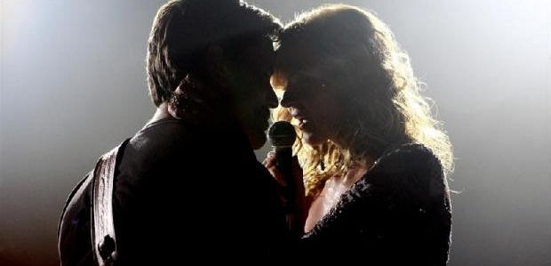 Rayna i Deacon tworzą słodką muzykę razem w premierze 3 sezonu 