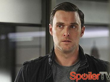 Owain Yeoman dołączył do 2 sezonu Turn