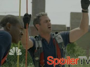 Severide wraca do pracy w  Chicago Fire - aby ocalić Millsa?