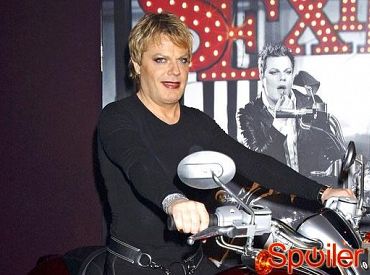 Eddie Izzard rozwija kryminalną komedię Junior Bender dla NBC