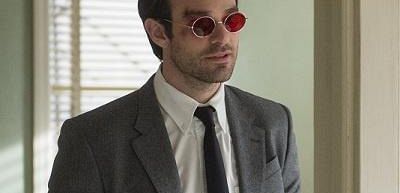 Pierwsze spojrzenie: Charlie Cox przywdziewa strój 