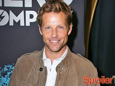 Jamie Bamber i Riley Smith dołączyli do Mesengers