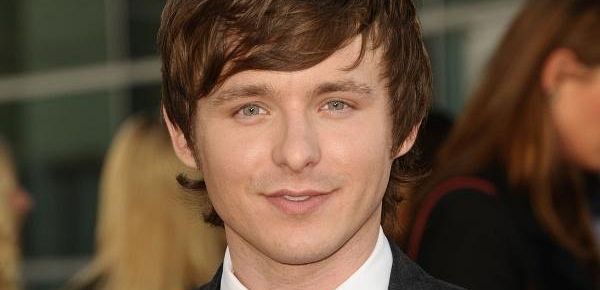 Marshall Allman, Bonnie Dennison i Justin Hires zagrają w odcinku pilotowym MTV 
