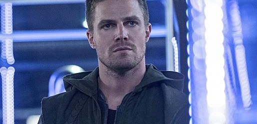 Streszczenie „Arrow”: Boheterka jest opłakiwana, a znajoma twarz pojawia się znowu