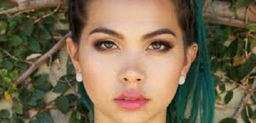 Hayley Kiyoko dołączyła do 