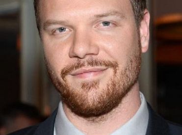 Jim Parrack będzie powracał w 2 sezonie Resurrection