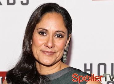 Szeryf z Sleepy Hollow Sakina Jaffrey o tym kiedy - lub czy - Reyes dowie się o tym co jest granę: Chcę iść na tę imprezę!