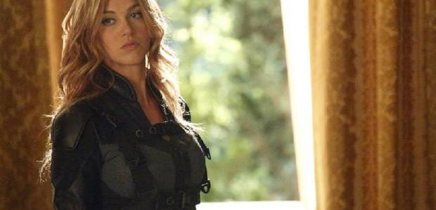 Adrianne Palicki o sekretach Mockingbird, radzeniu sobie z Wardem i kwestii Hawkeye