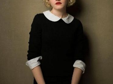 Julia Garner dołączyłą do 3 sezonu dramatu Zawód: Amerykanin