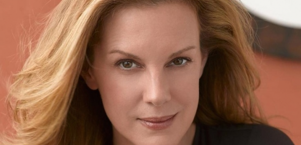 Elizabeth Perkins dołączyła do odcinka pilotowego narkotykowego dramatu TNT