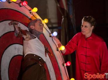 Streszczenie „Freak Show”: Ruchome cele