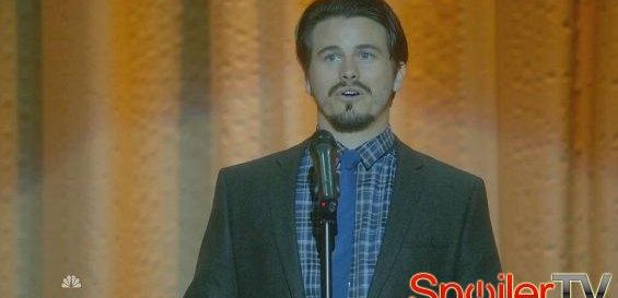 Zobacz niezręczny powrót Jasona Rittera w 