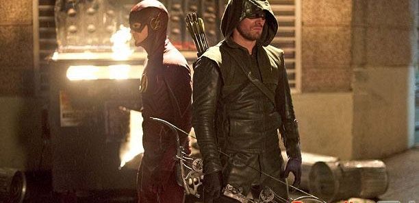 Flash kontra Strzała: Zobacz złośliwą zapowiedź finału crossovera
