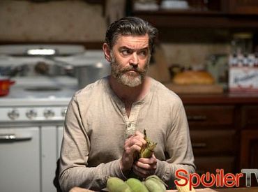 Tim Omundson powróci w 10 sezonie Nie z tego świata