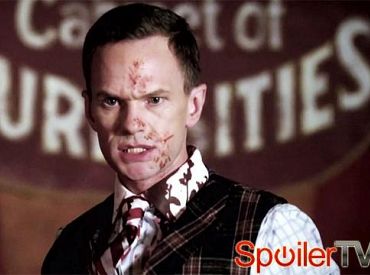 Zobacz krwisty debiut Neila Patricka Harrisa w American Horror Story