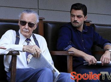 Pierwsze spojrzenie na Agentkę Carter: Howard Stark spotyka się z... Stanem Lee?