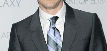 Topher Grace z 