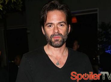 Billy Burke i Kristen Connolly dołączyli do Zoo