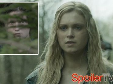 Klip z zimowej premiery The 100: Clarke i Bellamy spotykają... Finna?