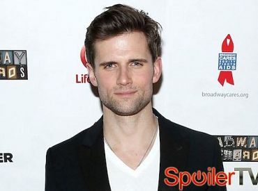 Kyle Dean Massey zagra gejowskiego piosenkarza country w 3 sezonie Nashville