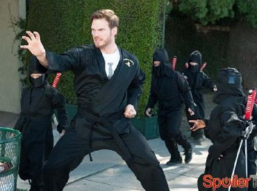 Burt Macklin wraca do akcji w klipie z Parks and Recreation