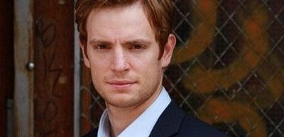 Nick Gehlfuss zagra brata Halsteda w 
