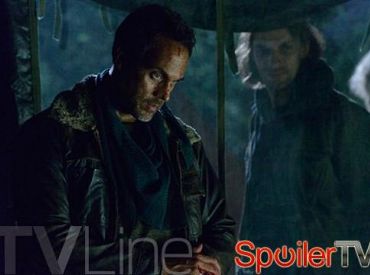 Todd Stashwick z 12 małp zapowiada przerażającego, pysznego Deacona
