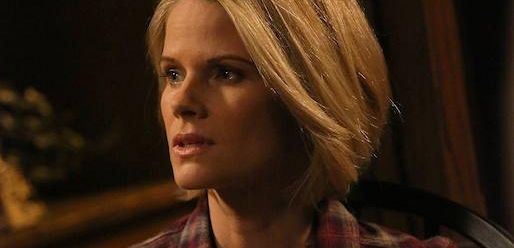 Joelle Carter z 